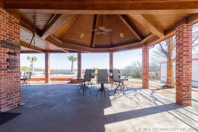 203 Hillcrest Heights, Durant, OK 74701