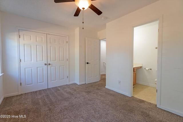 2000 Grandeur Avenue, Jacksonville, NC 28546