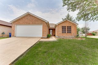 1900 Clear Creek Drive, Little Elm, TX 75068