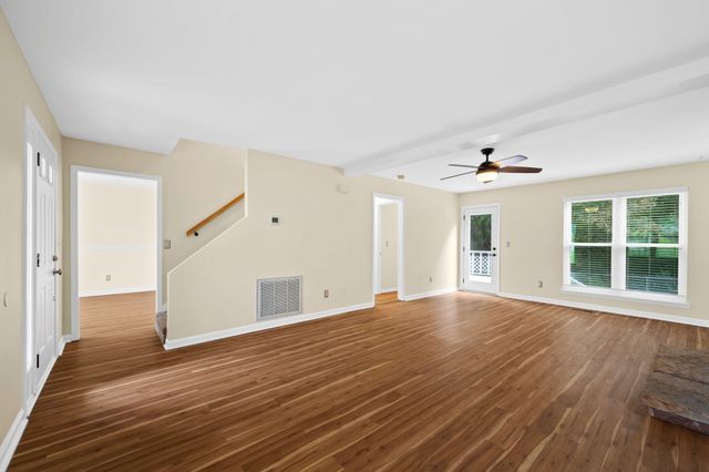 5526 Twin Oaks Drive, Ooltewah, TN 37363