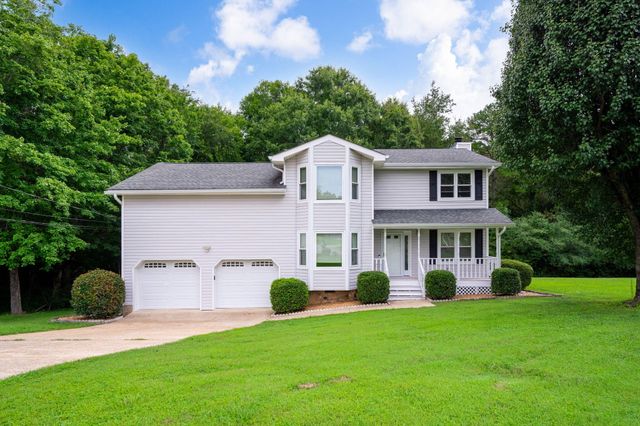 5526 Twin Oaks Drive, Ooltewah, TN 37363