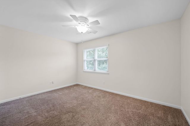 5526 Twin Oaks Drive, Ooltewah, TN 37363