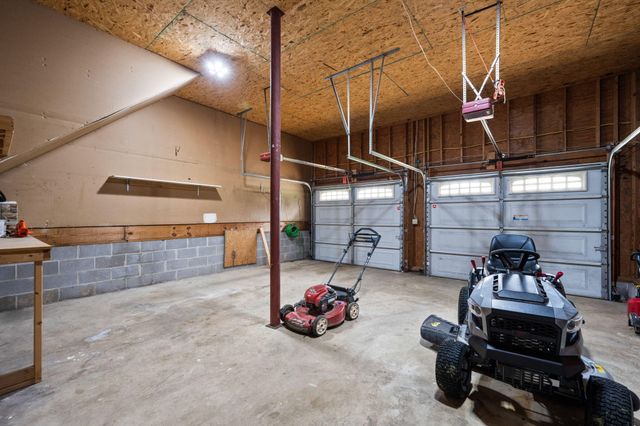 5526 Twin Oaks Drive, Ooltewah, TN 37363
