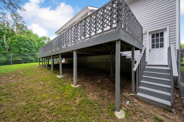 5526 Twin Oaks Drive, Ooltewah, TN 37363