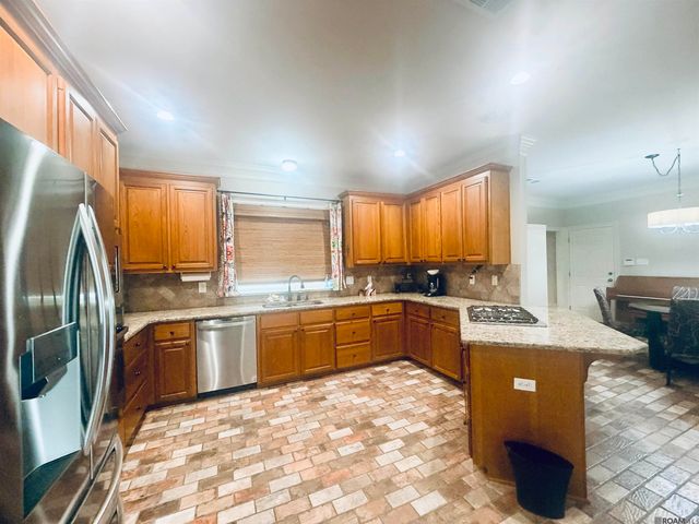 18945 Poujeaux Ave, Baton Rouge, LA 70817