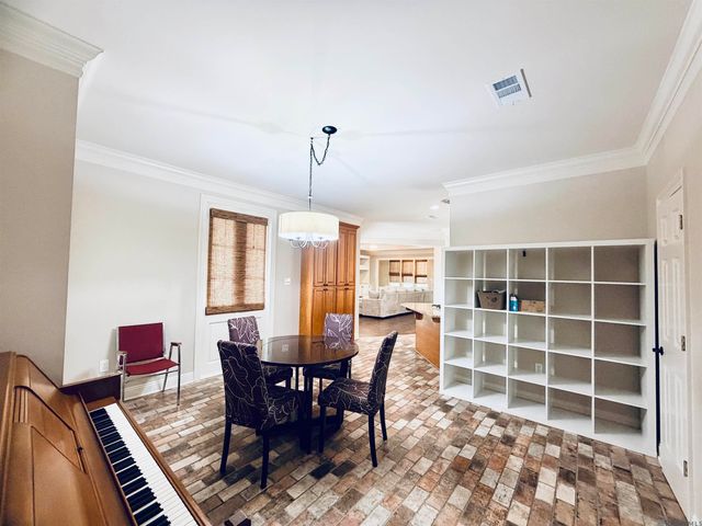 18945 Poujeaux Ave, Baton Rouge, LA 70817