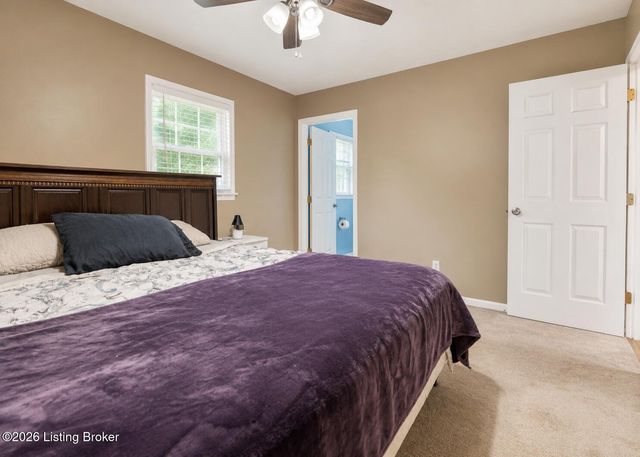 6701 Creston Dr, Louisville, KY 40258