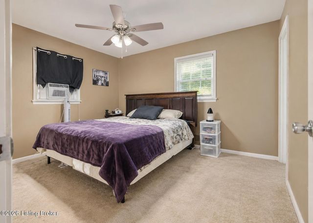 6701 Creston Dr, Louisville, KY 40258