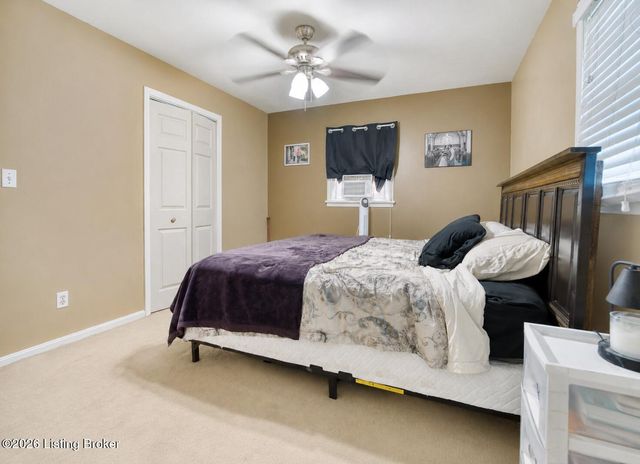 6701 Creston Dr, Louisville, KY 40258