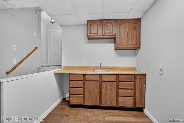 7990 Tower Road, South Lyon, MI 48178