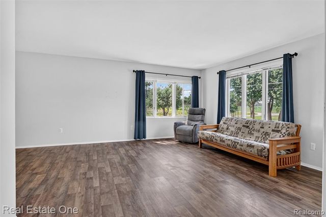 7990 Tower Road, South Lyon, MI 48178