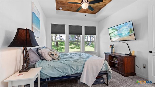 1463 Bonnyview Drive, Canyon Lake, TX 78133