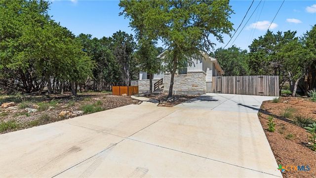 1463 Bonnyview Drive, Canyon Lake, TX 78133