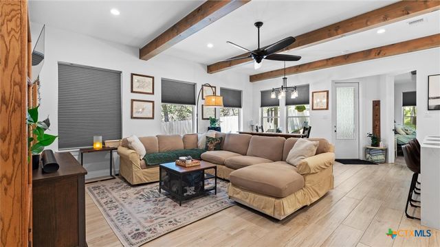 1463 Bonnyview Drive, Canyon Lake, TX 78133