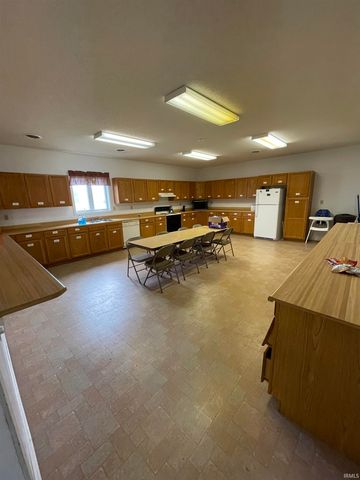 319 W Frank Street, Mitchell, IN 47446