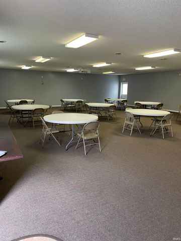 319 W Frank Street, Mitchell, IN 47446