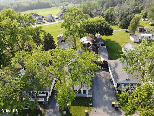 8 Riley Cove Road, Malta, NY 12020