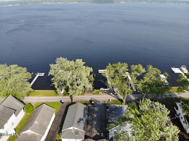 8 Riley Cove Road, Malta, NY 12020