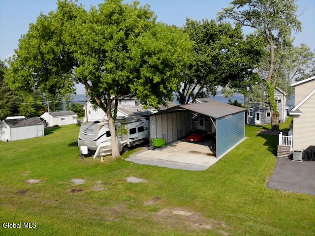 8 Riley Cove Road, Malta, NY 12020