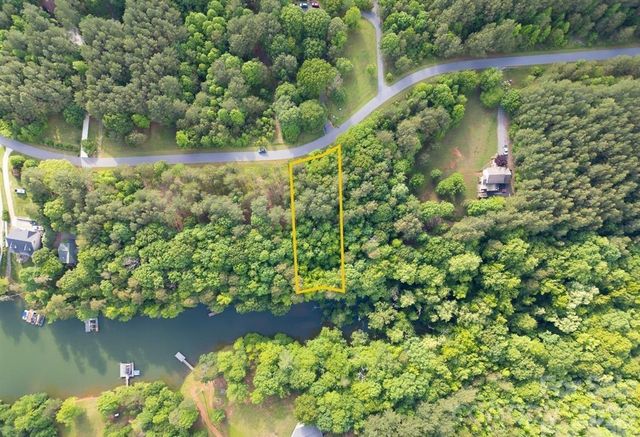 179 Riverwalk Road 27, Stony Point, NC 28678