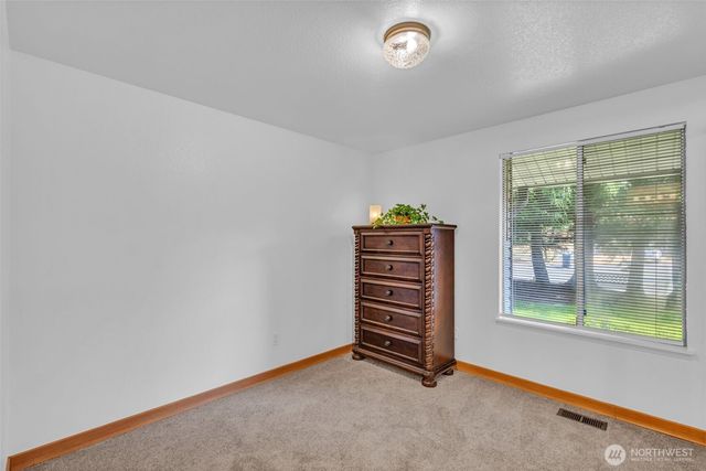 11622 SE 320th Street, Auburn, WA 98092