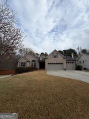 1067 Monticello Drive, Monroe, GA 30655