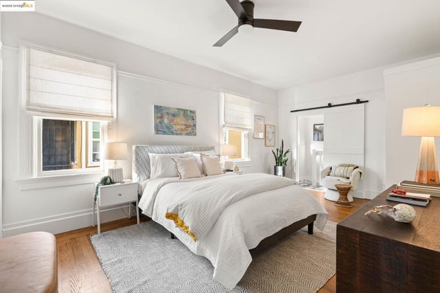 954 46Th St, Oakland, CA 94608