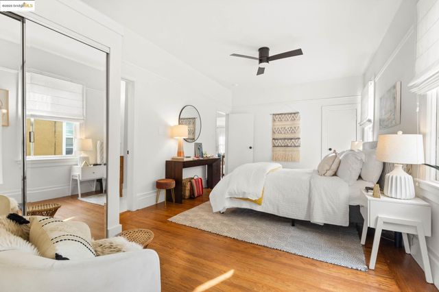 954 46Th St, Oakland, CA 94608