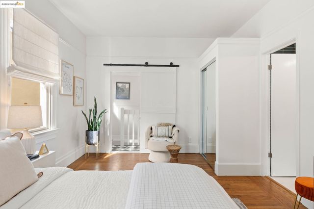 954 46Th St, Oakland, CA 94608