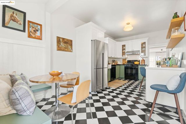 954 46Th St, Oakland, CA 94608