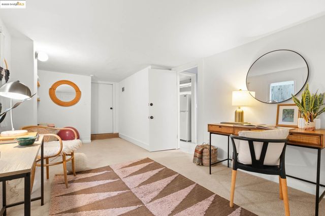 954 46Th St, Oakland, CA 94608