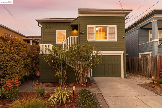 954 46Th St, Oakland, CA 94608