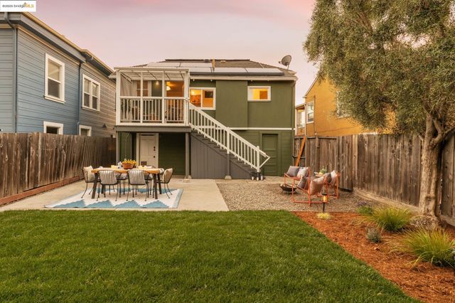 954 46Th St, Oakland, CA 94608