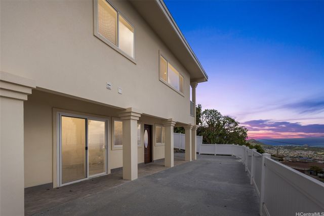 2505 Saul Place, Honolulu, HI 96816