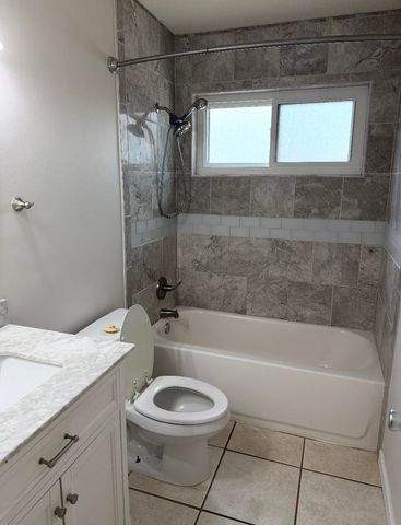 928 POPLAR LEAF RD, Collierville, TN 38017