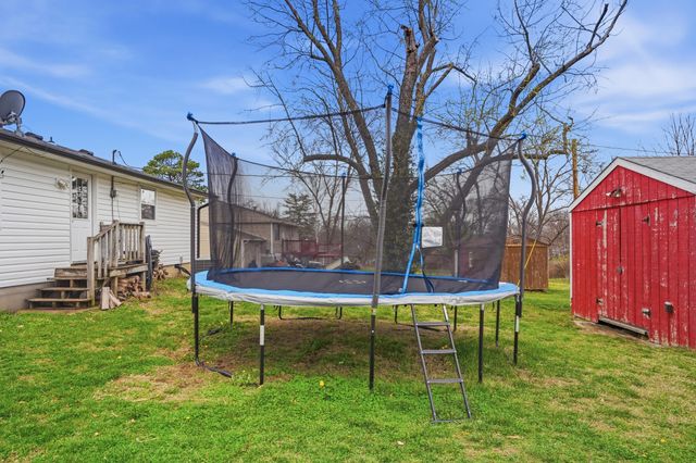 3711 SOUTHRIDGE DR, Columbia, MO 65202