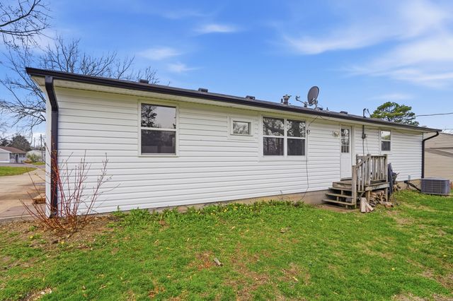 3711 SOUTHRIDGE DR, Columbia, MO 65202