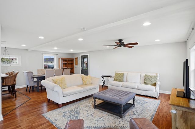 3711 SOUTHRIDGE DR, Columbia, MO 65202