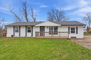 3711 SOUTHRIDGE DR, Columbia, MO 65202