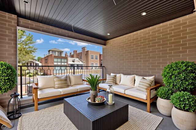 1646 N Orchard Street 2, Chicago, IL 60614