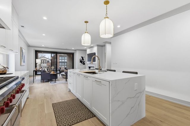 1646 N Orchard Street 2, Chicago, IL 60614