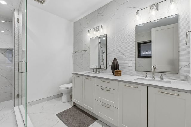 1646 N Orchard Street 2, Chicago, IL 60614