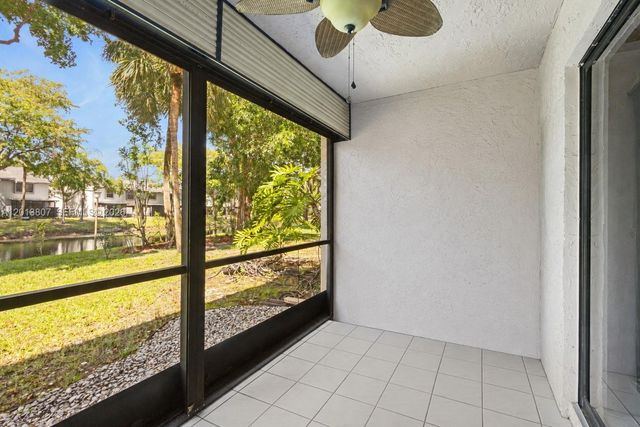 3289 S Carambola Cir S 23145, Coconut Creek, FL 33066