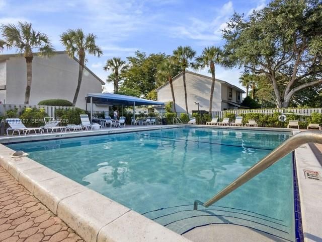 3289 S Carambola Cir S 23145, Coconut Creek, FL 33066