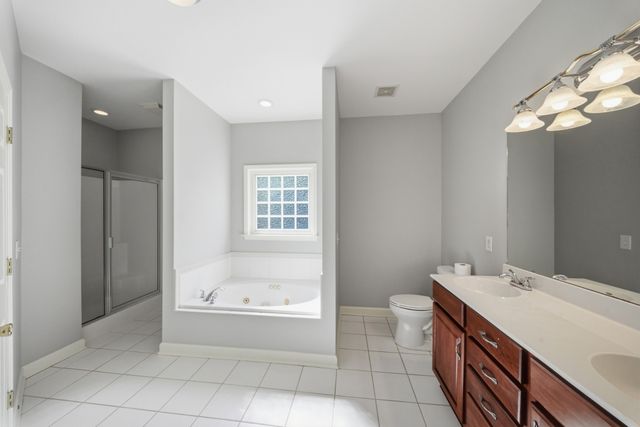 1017 Stafford Ct, Hendersonville, TN 37075