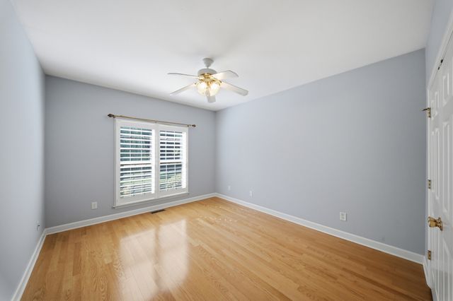 1017 Stafford Ct, Hendersonville, TN 37075