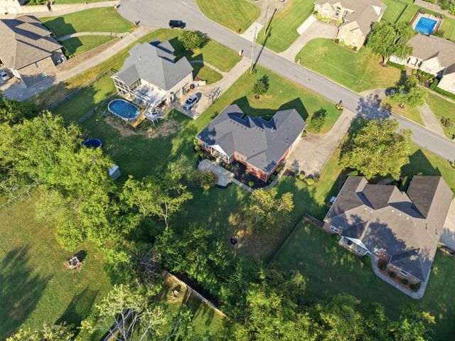 1017 Stafford Ct, Hendersonville, TN 37075