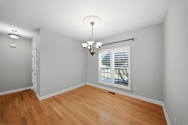 1017 Stafford Ct, Hendersonville, TN 37075