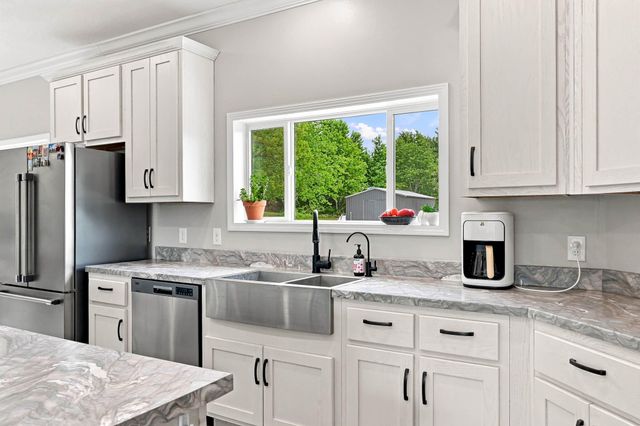 1768 S Gregg Road, Nixa, MO 65714