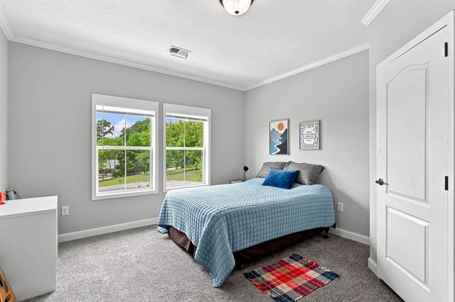 1768 S Gregg Road, Nixa, MO 65714